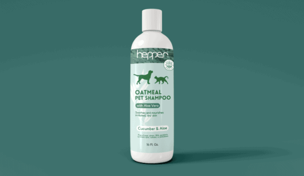 Hepper oatmeal pet shampoo green background